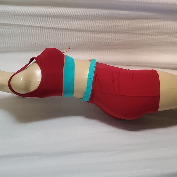 Fabletics Fiona Low-Impact Two piece Workouts outfit Size M - Picture 5 of 11